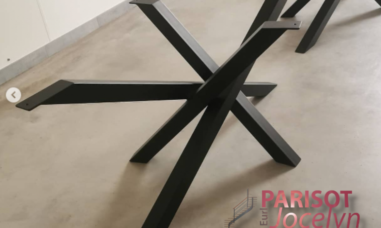 Pieds de table forme Mikado, pieds de table sur mesure réaliser à Vesoul, Métallerie PARISOT Jocelyn